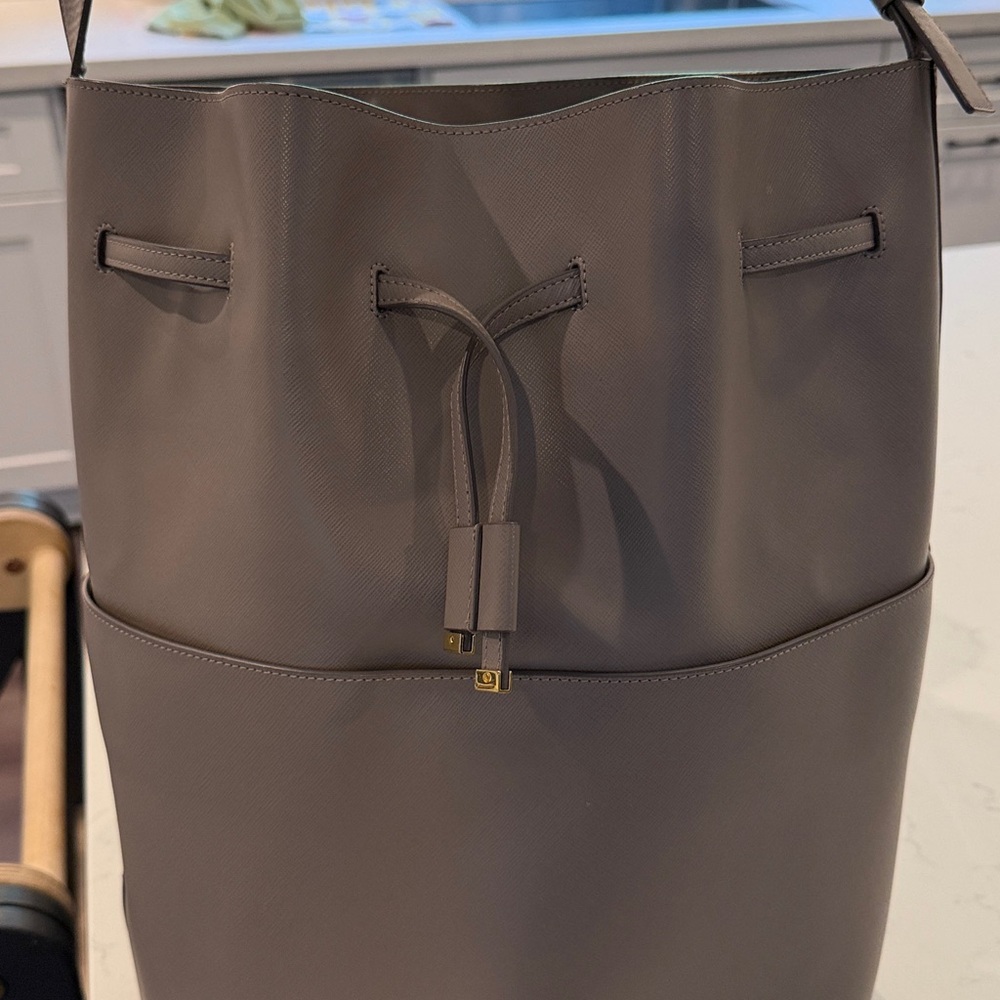 Cuyana Taupe Bucket Bag - Picture 2 of 8